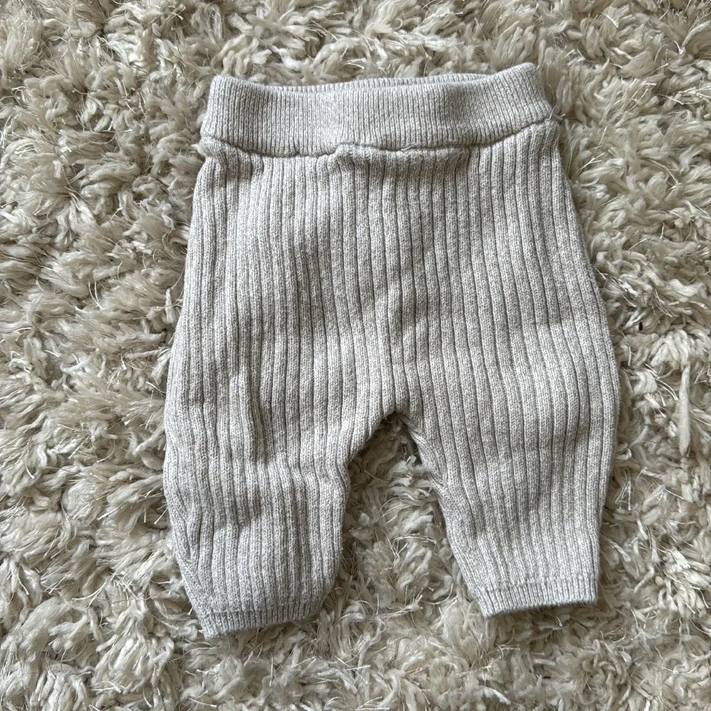 Cater’s comfy baby set